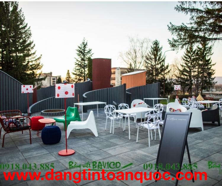 Bảng Mernu có chân - Phong cách & Tiện Dụng