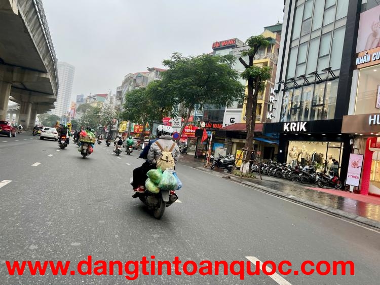 Bán nhà Cầu Giấy gần Đại học Thương Mại, Quốc Gia, Sư Phạm 40m2 hơn 7 đồng