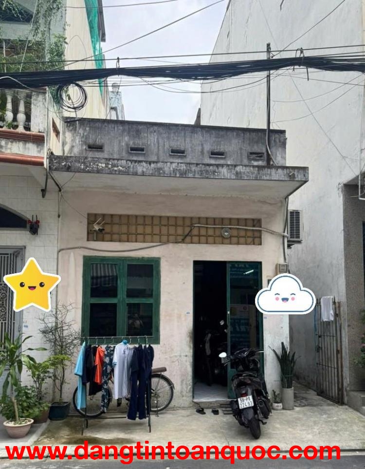 **Bán nhà mặt tiền Lạc Long Quân** P,11, Tân Bình (3,5x18) - 11 tỷ