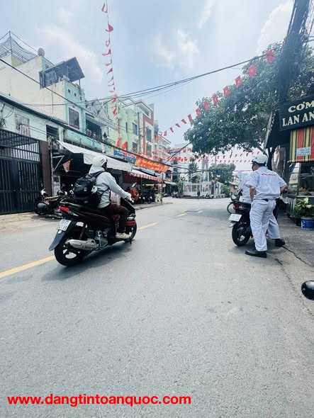 NHà MT Đường Bắc Hải Quận Tân Bình Phường 6 Cũ.