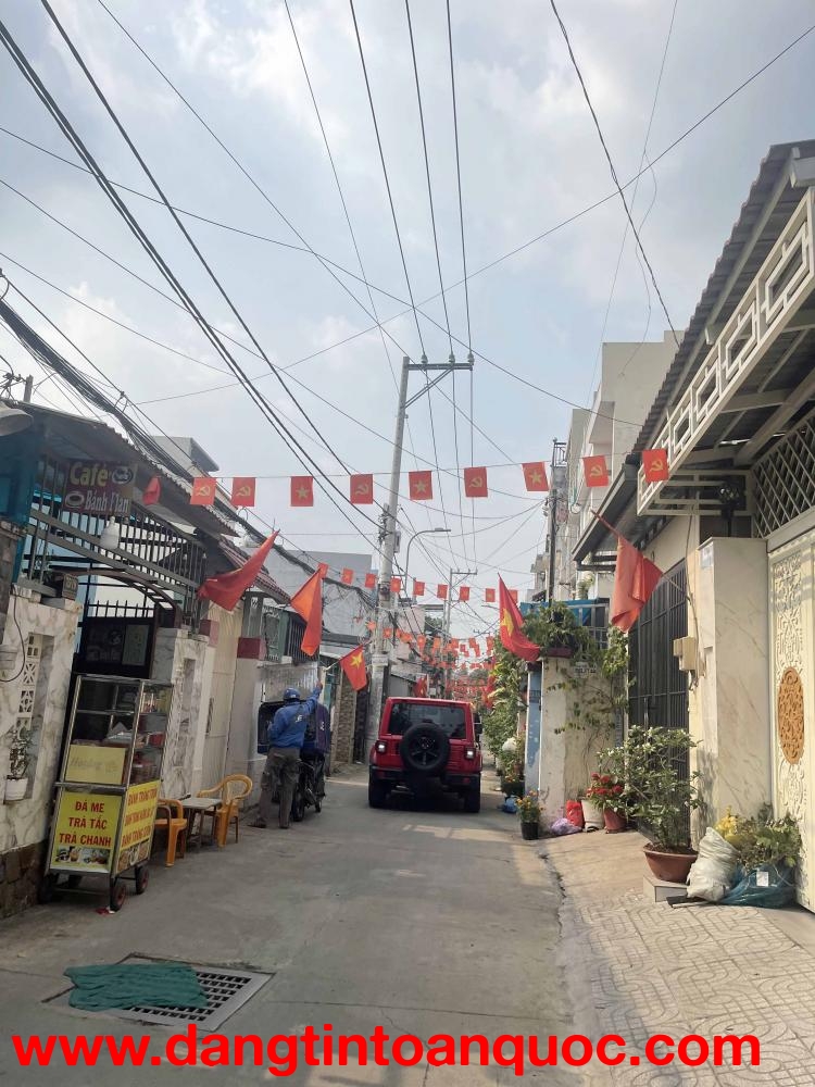 Chủ Ngộp Giảm 2.9 Tỷ Bán Nhà Hiệp Bình Chánh 64m2 Lô Góc Hẻm Xe Hơi Chỉ 4 Tỷ