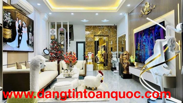 NHANH!BÁN NHÀ MINH KHAI-VĂN TIẾN DŨNG,GA TÀU ĐIỆN,DT:40Mx6T,MT:4.5m,7ty