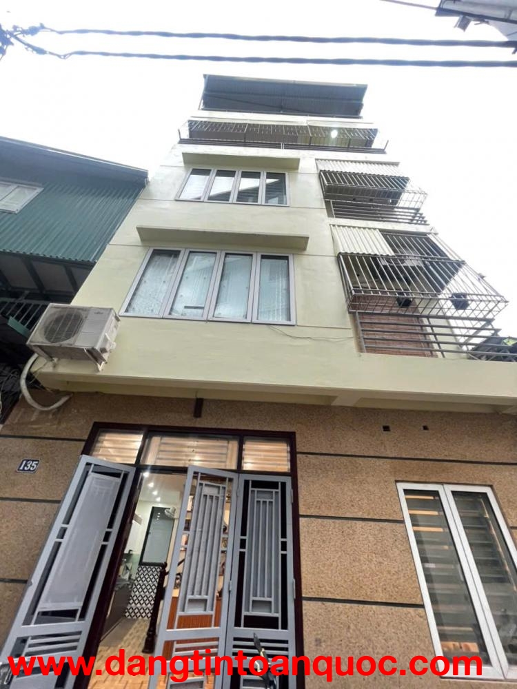 Cho thuê nhà riêng ngõ Trần Khát Chân 50m2 x 4 tầng, 13 triệu vào ngay