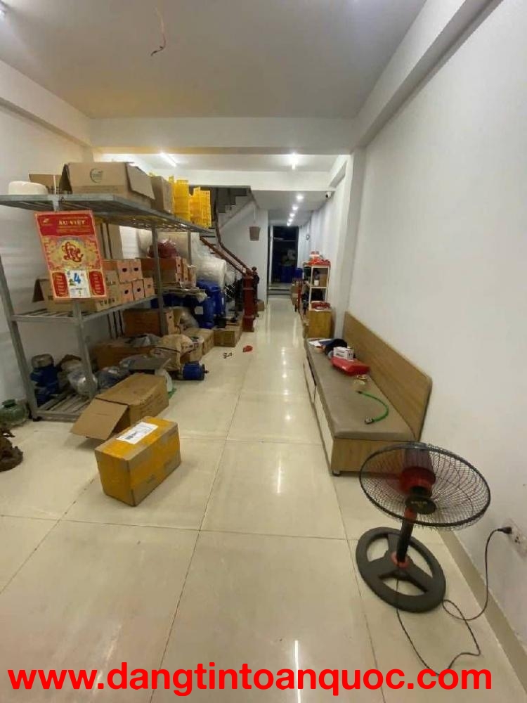 Bán nhà đẹp Nguyễn Văn Cừ- Ô tô- Lô góc - 50m 6 tầng thang máy- full NT nhỉnh 14 tỷ