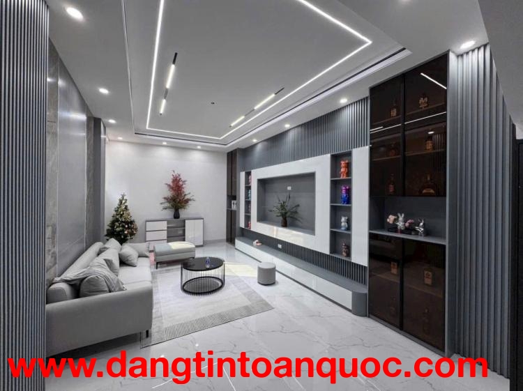 Bán nhà 6 tầng,35m2,thang máy,Lai Xá,Hoài Đức,trục chính ô tô,kinh doanh