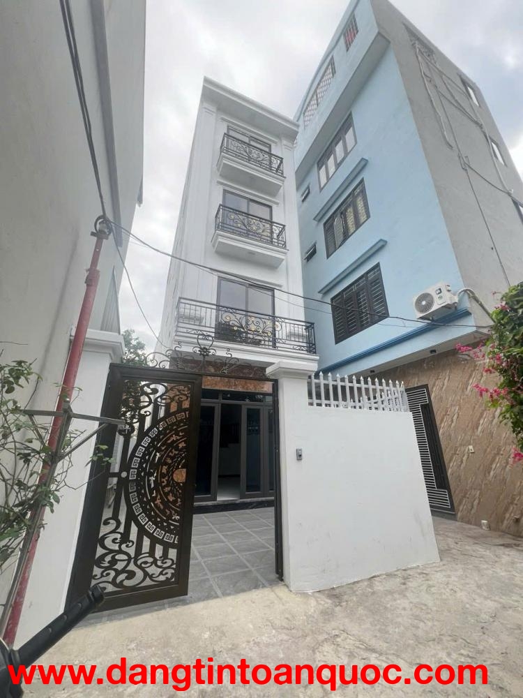 Bán nhà Vĩnh Ninh Thanh Trì Hà Nội 79m2, 4 tầng, 4 phòng ngủ, cách ô tô 10m, giá tốt