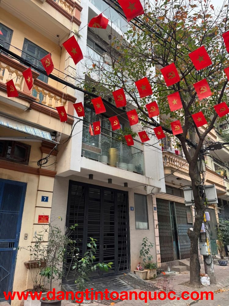 Bán nhà Hoàng Cầu, Đống Đa, ô tô lừi tận cửa, kinh doanh, 43m, 5 tầng, mt 3.7m, 14.5 tỷ