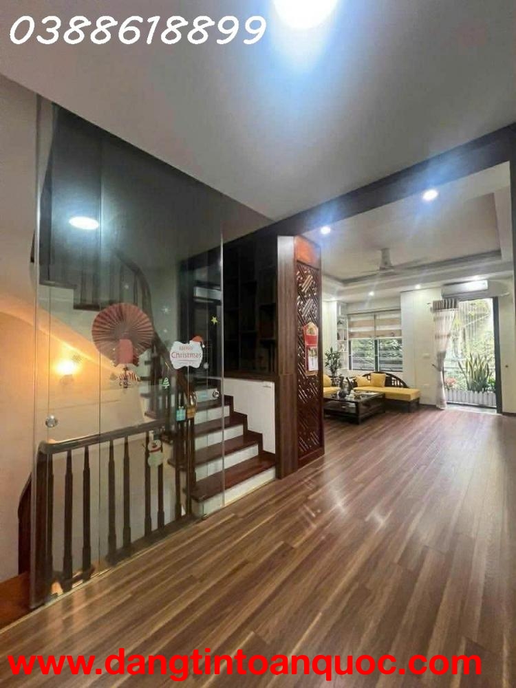 BÁN NHÀ PHÂN LÔ CHÙA LÁNG, ĐỐNG ĐA - LÔ GÓC 68M2 x 6 TẦNG - VỈA HÈ Ô TÔ TRÁNH - KINH DOANH