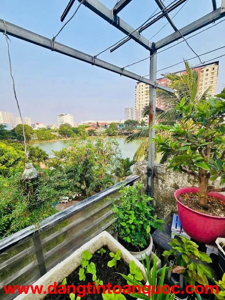 PHÚ THỌ HÒA  SÁT HXH 68M2 NGANG 4.5 NỞ HẬU –3 TẦNG 4PN  VIEW CÔNG VIÊN  NHỈNH 7