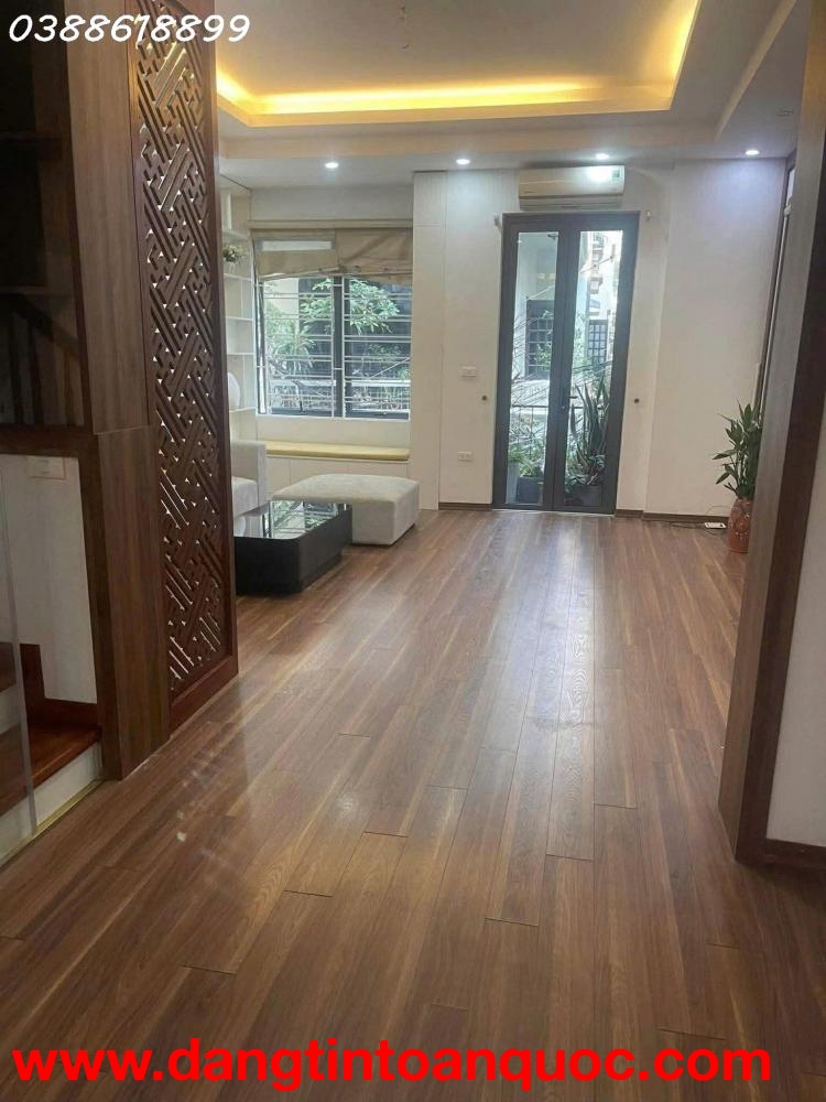 BÁN NHÀ PHÂN LÔ CHÙA BỘC, ĐỐNG ĐA - LÔ GÓC 68M2 x 6 TẦNG - VỈA HÈ Ô TÔ TRÁNH - KINH DOANH