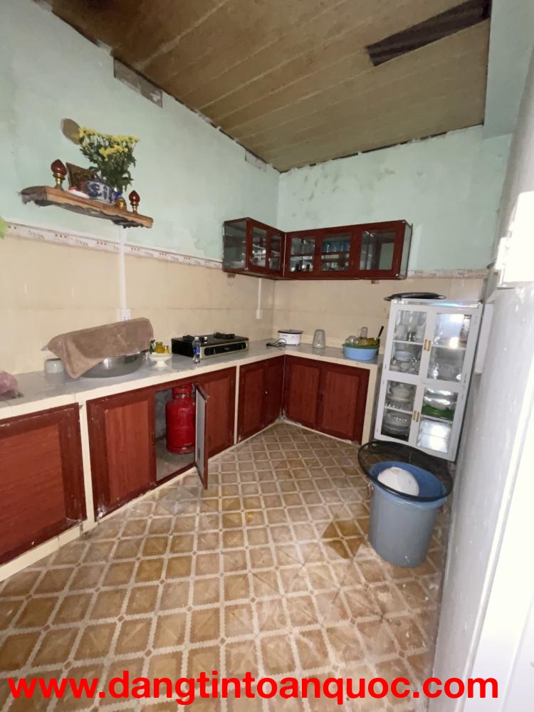 Bán đất kiệt ô tô Bùi Tá Hán, 106m2 ngang đẹp, tặng nhà cấp 4, giá 5,15 tỷ