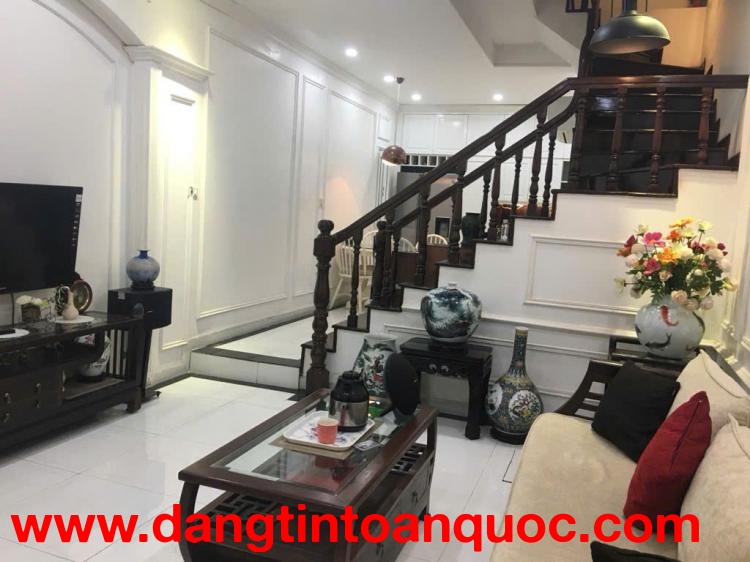 Hiếm, Bán nhà Lạc Long Quân, gần Hồ Tây, ô tô, 78m, chỉ 16 tỷ