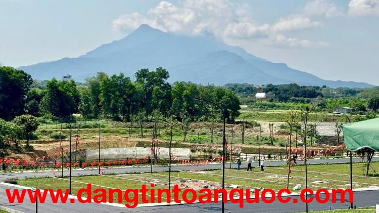 Đất ba vì view núi tản ngay sát khu du lịch hồ suối hai chỉ từ hơn 1 tỷ