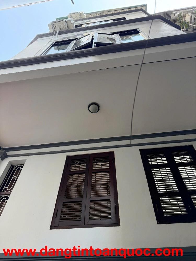 Bán Nhà Phan Kế Bính 43/50m2. 5 tầng. mặt tiền 5.2. giá chỉ 13.9 Tỷ Ba Đình Hà Nội