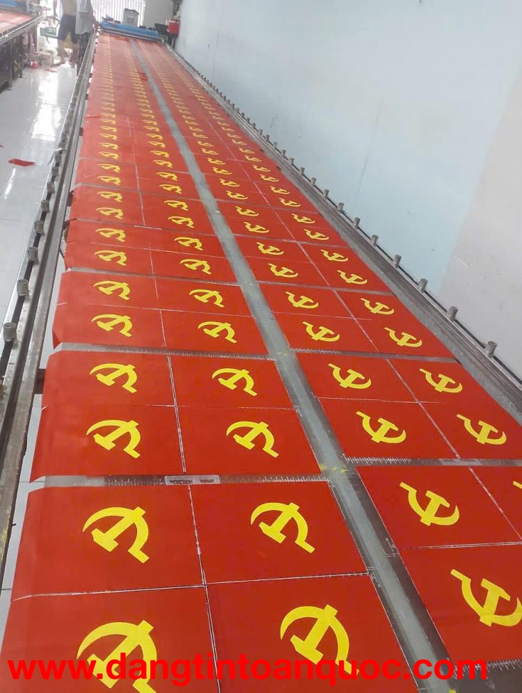 CẦN TUYỂN DỤNG PHỤ VIỆC XƯỞNG IN QUẦN ÁO - LÀM VIỆC NHẸ NHÀNG