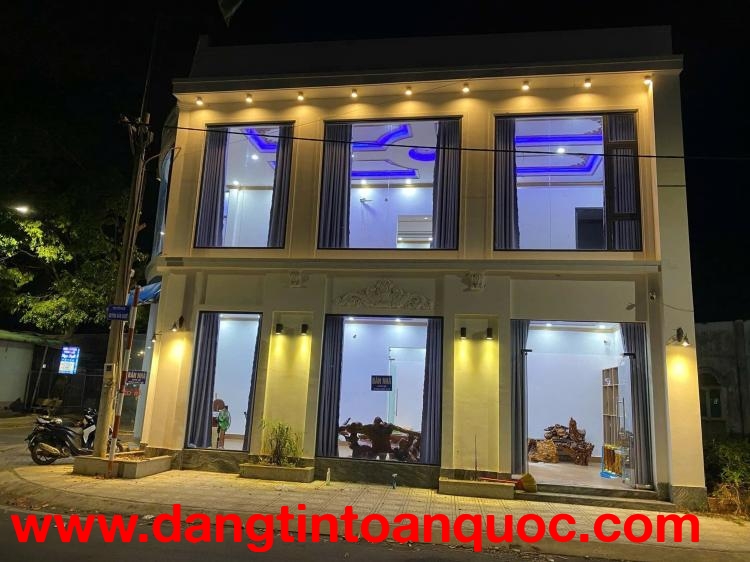 NHÀ ĐẸP GIÁ TỐT- BÁN GẤP NHÀ Tại Thị trấn Định Quán, Định Quán, Đồng Nai