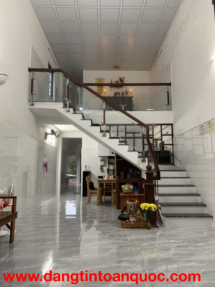 Bán nhà mặt tiền Chính Hữu gần biển Mỹ Khê, Sơn Trà 226m2, nhà mới mê lửng, giá 17.5 tỷ