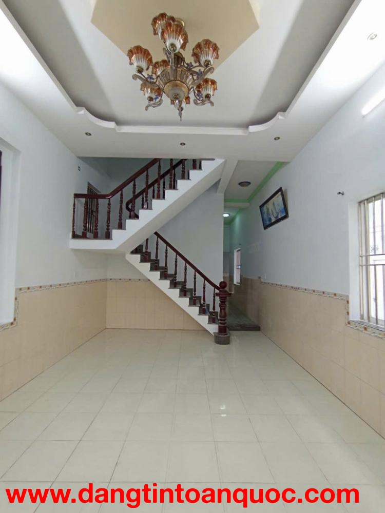 Bán nhà 1 Trệt 1 Lầu 154m²,SHR thổ cư,gần BigC Go,giá rẻ