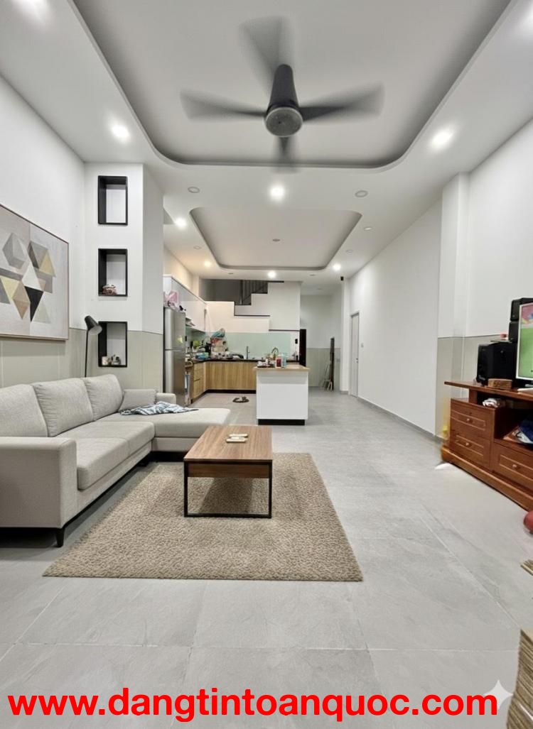 **Bán nhà HXH Trường Chinh, phường 14, Tân Bình (4*18) chỉ 9,2 tỷ?