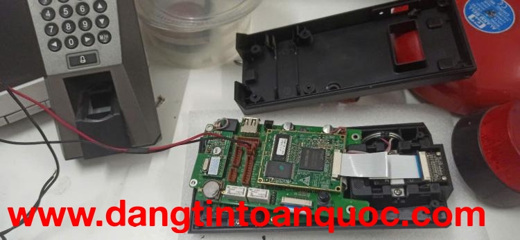 Sửa máy chấm công nhanh - rẻ - uy tín 0975641001