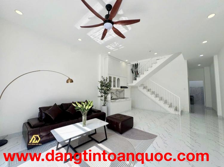 GIẢM TỪ 3,1 TỶ CHỈ CÒN 2,89 TỶ BÁN NHÀ MỚI TIẾN THÀNH – TRUNG TÂM Tp VĨNH LONG