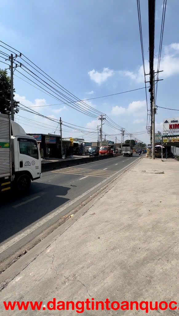 KHO XƯỞNG (20x63) MẶT TIỀN NGUYỄN VĂN BỨA CHO THUÊ GARA Ô TÔ – GIÁ 32 TỶ