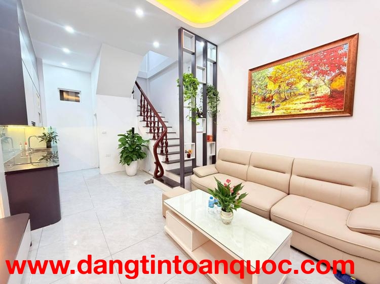Bán nhà đẹp phốHoàng Hoa Thám 33m2 5T MT3.8m nhỉnh 7 tỷ Ba Đình - 0934266313