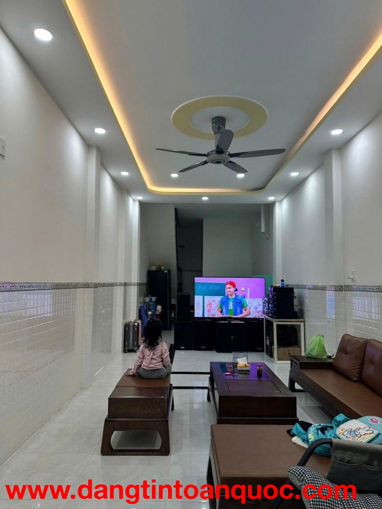 Bán nhà 2 tầng hẻm Lê Hồng Phong gần Coopmart Nha Trang, DT 52,4m², giá 4,4 tỷ
