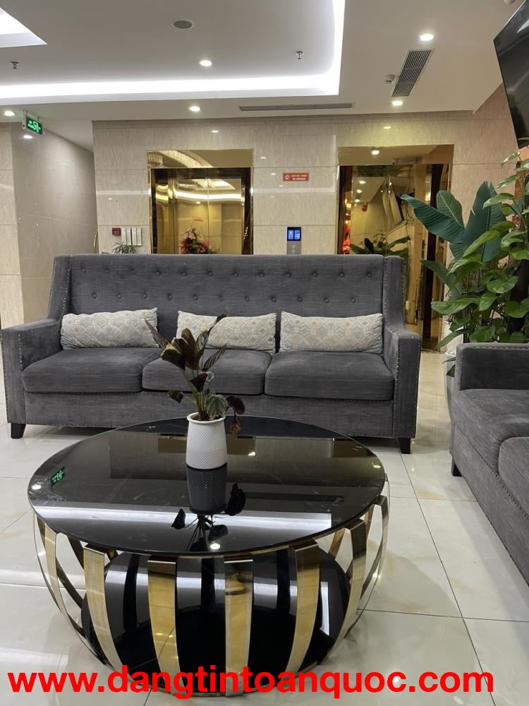 Bán khách sạn 5 sao đường Dương Đình Nghệ gần biển Mỹ Khê, 19 tầng 100 phòng, DT 290m2, giá 465 tỷ