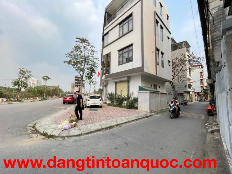 Bán đất trung Tâm Ngọc Thụy - Oto Tránh- tiện ích bạt ngàn 130m- Mặt tiền rộng- nhỉnh 31 tỷ(TL)