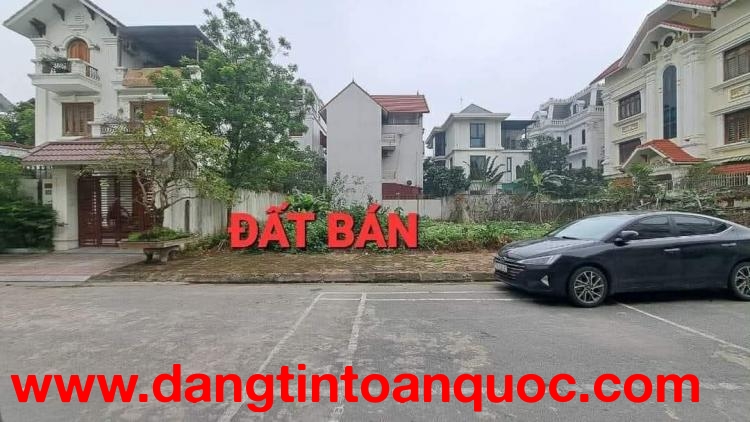 bán đất phân lô khu 31Ha Trâu Quỳ, 250m, mặt tiền 12.5m, đường nhựa, vỉa hè, ôtô dừng đỗ