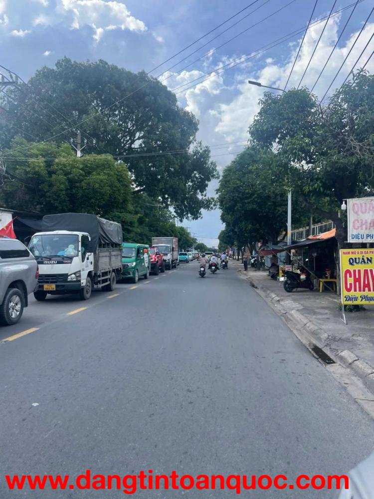 Bán nhà mặt tiền 20x45m nở hậu 48x39m giá dưới 90 tỷ Đường Lê Văn Khương