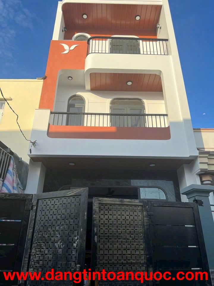 Bán gấp nhà mới 3 tầng hẻm 3,5m Liên Hoa – gần chợ Phường Tây