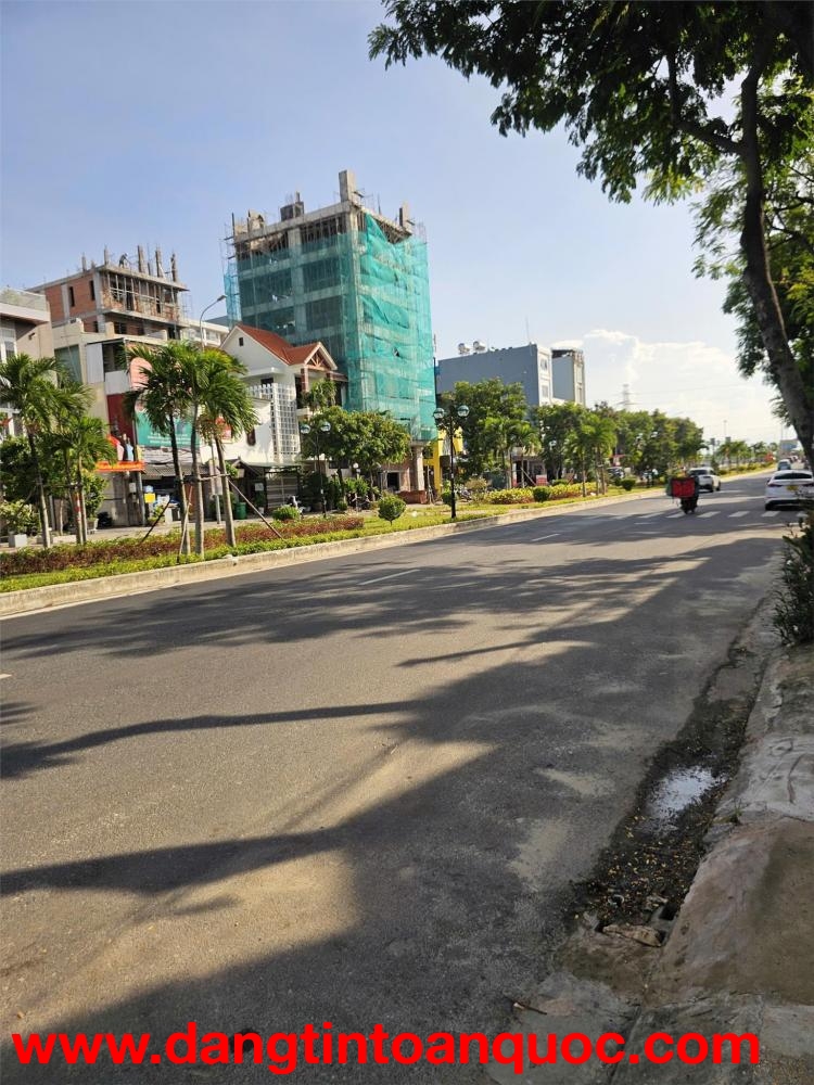 Cần bán đất đường hồ xuân hương, dt 265m2 ngang 10m gần biển mỹ khê