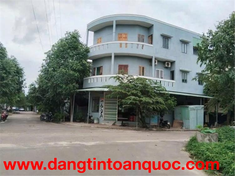 NHÀ ĐẸP – GIÁ TỐT–CHÍNH CHỦ CẦN BÁN GẤP – NHÀ 2 MẶT TIỀN, KTDC NÚI MỒ CÔI, P. QUY NHƠN BẮC, GIA LAI