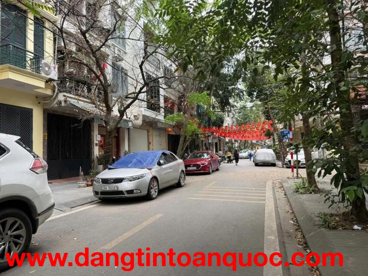 Bán Nhà Đầm Trấu 47m2. 5 tầng. mặt tiền 6m. giá 20 TỶ Hai Bà Trưng Hà Nội