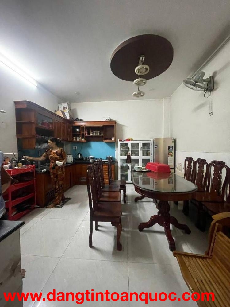 NHÀ GÓC 2 MẶT TIỀN KINH DOANH - LIÊN KHU 4 - 5 - 90M2 - 4 TẦNG KIÊN CỐ - CHỈ NHỈNH 7 TỶ