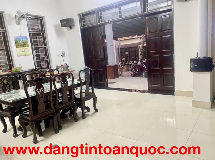 Cần Bán Biệt Thự Đẳng Cấp – Giá Tốt – Gần Phạm Văn Đồng, Khu Vực Kha Vạn Cân, TP. Thủ Đức, HCM