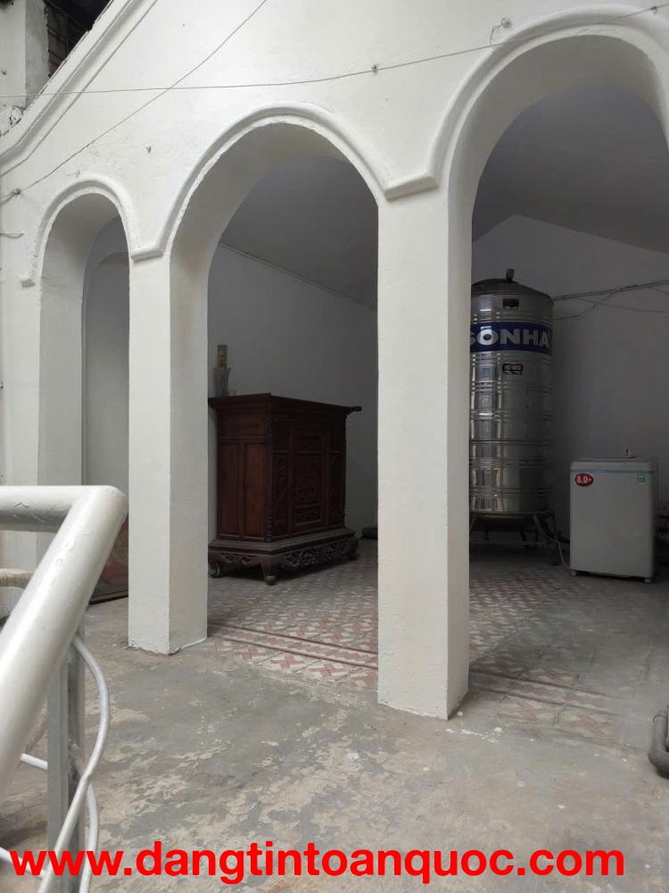 Cho thuê nhà ngõ Nguyễn Tư Giản- Hoàn Kiếm- Giá 7,5tr