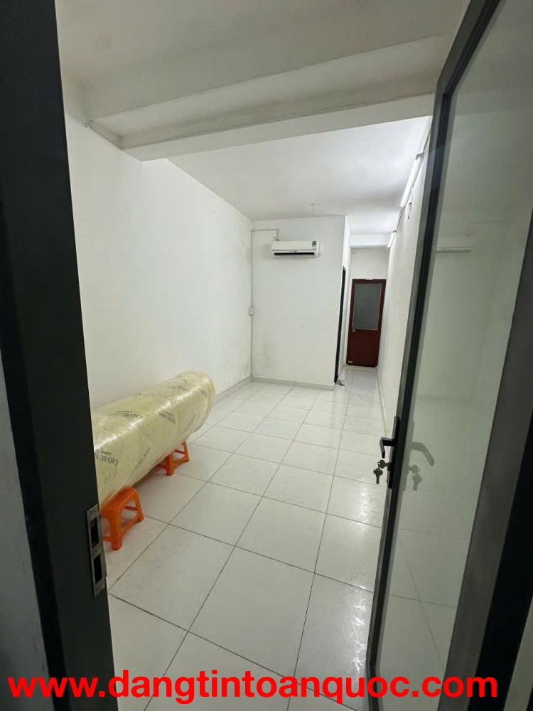 CC - SHARE LẠI PHÒNG TRỐNG VÀ CHO THUÊ MẶT BẰNG TAKEWAY – NHÀ MẶT TIỀN 73A TRẦN QUANG KHẢI, P. TÂN Đ