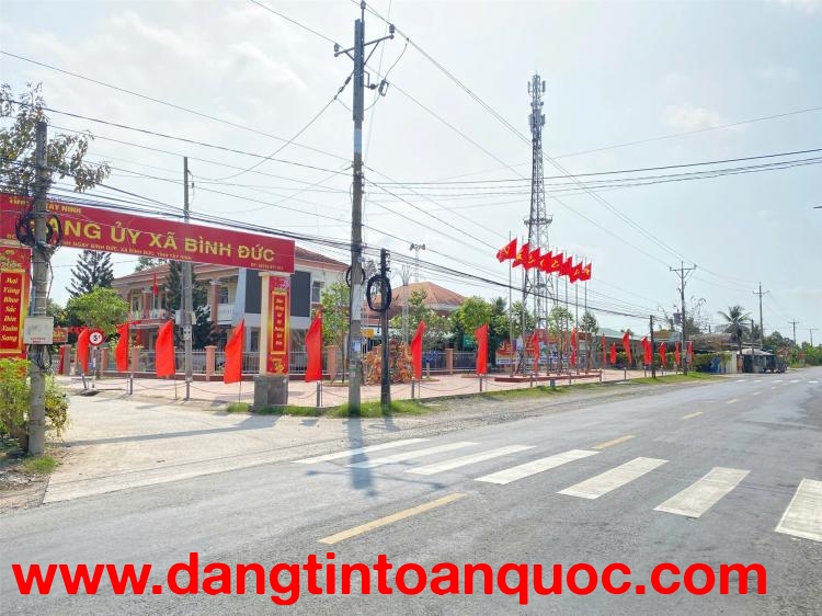 ĐẤT VỊ TRÍ ĐẸP – CHÍNH CHỦ CẦN BÁN Lô Góc 2 Mặt Tiền 483m2 FULL THỔ, Xã Bình Đức, H. Bến Lức, Long A