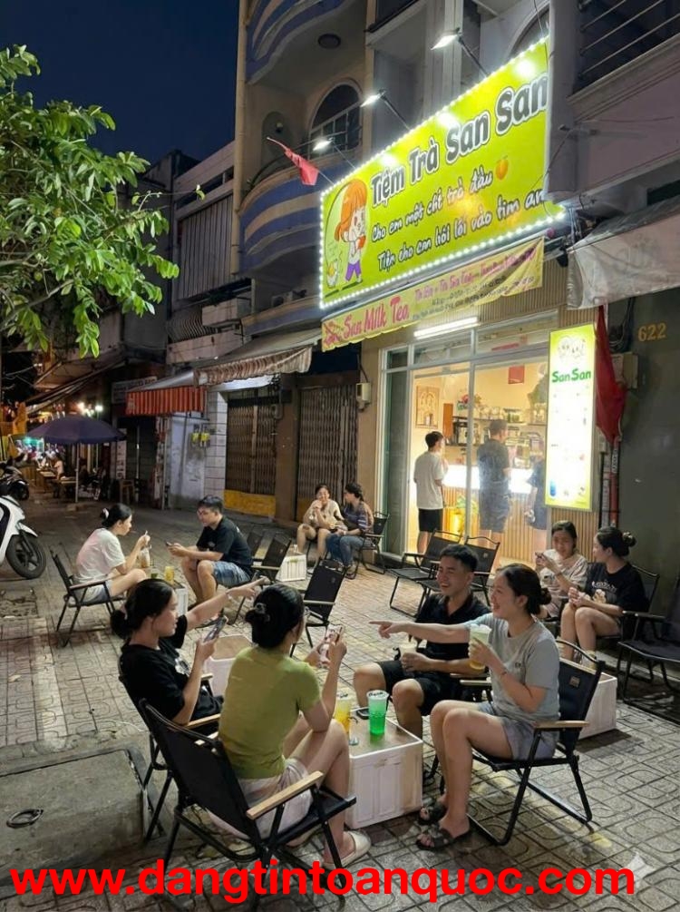 SANG QUÁN TRÀ SỮA – VỈA HÈ RỘNG, VỊ TRÍ ĐẸP, DỄ KINH DOANH