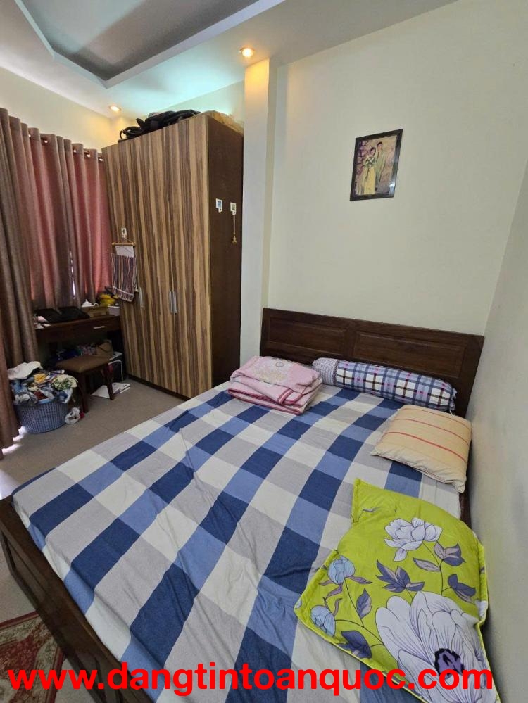 HEM BA GAC Trần Đình Xu 34m 3.2 *11  gia 7tỷ Nguyễn Cư Trinh Quận 1