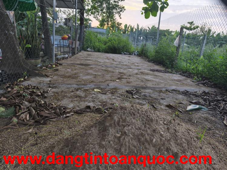 # Mặt Tiền Mẹ Suốt, gần Chợ, Kinh Doanh Cực Ngon, 84m2, 1.15 tỷ