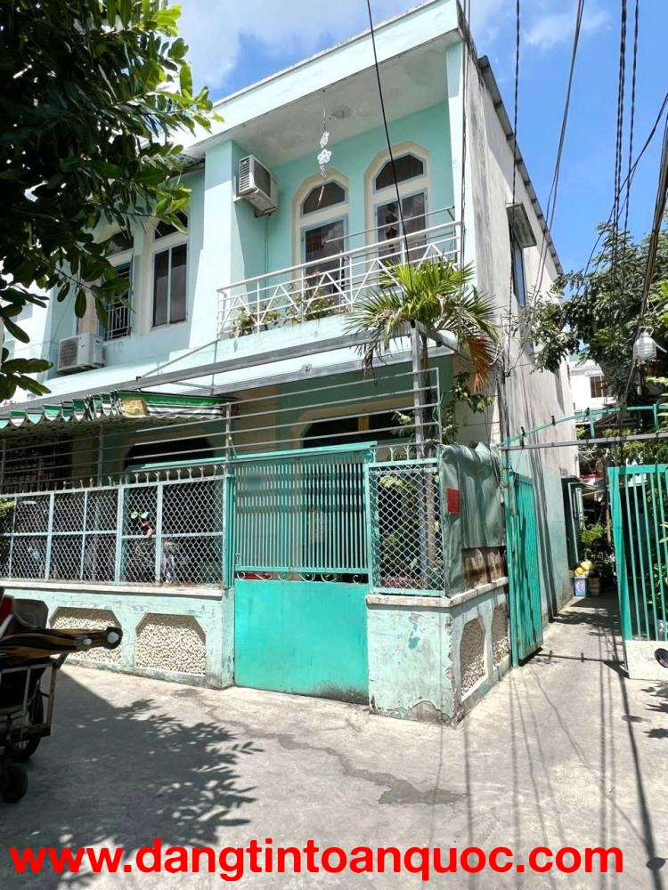 Nhà góc 2 tầng (7.7x13m) gần đường Dương Bá Trạc P1Q8. Giá 6.2 tỷ