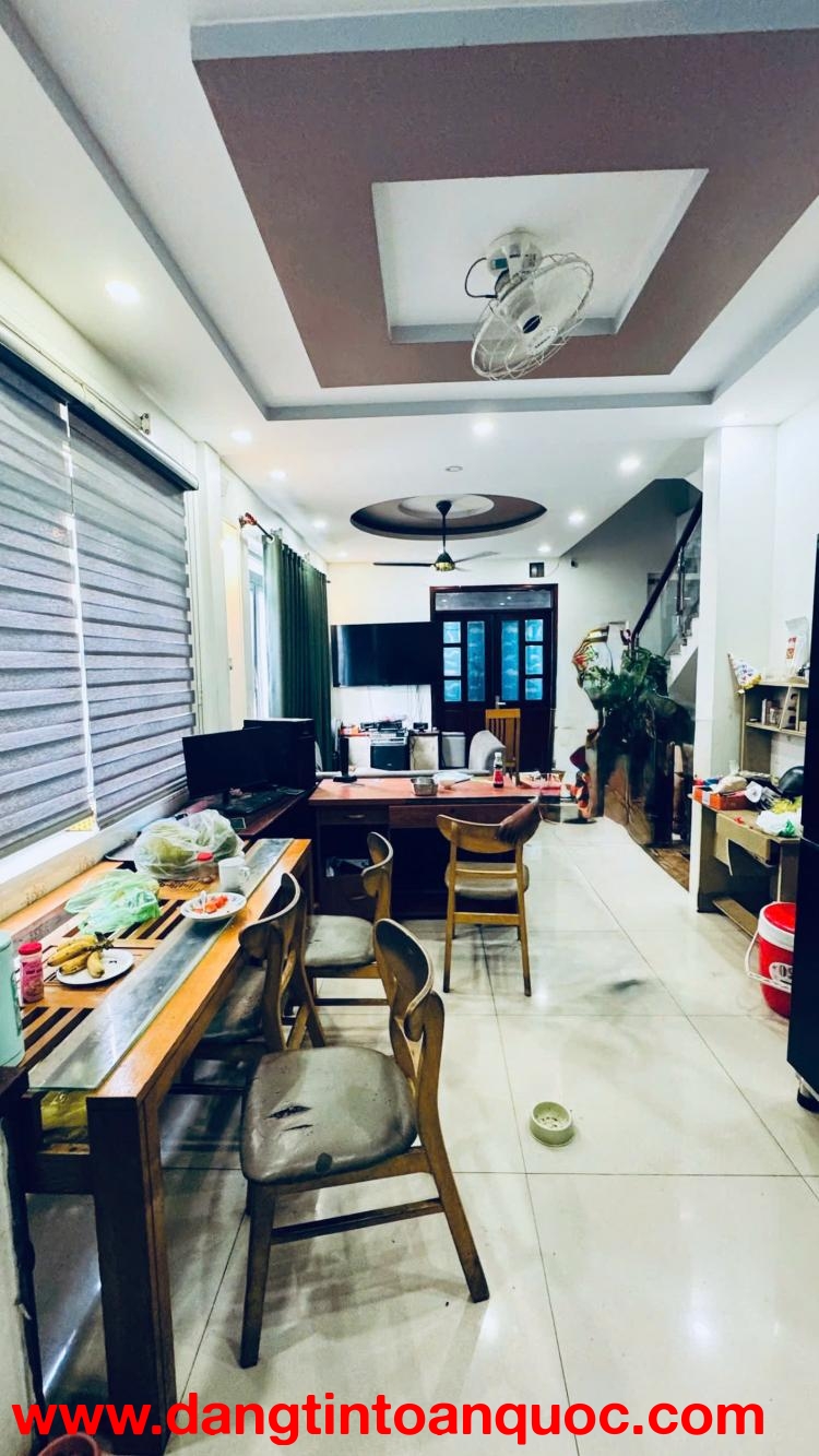 BÁN NHÀ HẺM 6M BÌNH TÂN – DTCN 66M2 (5x14M) – 4 TẦNG BTCT – GIÁ 5.8  TỶ TL CHỦ