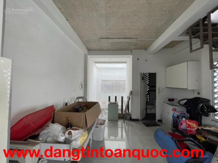 Nhà Bán Bùi Minh Trực, Q8, 5.5x23m, khu chợ đông đúc - Chỉ nhỉnh 9 tỷ.