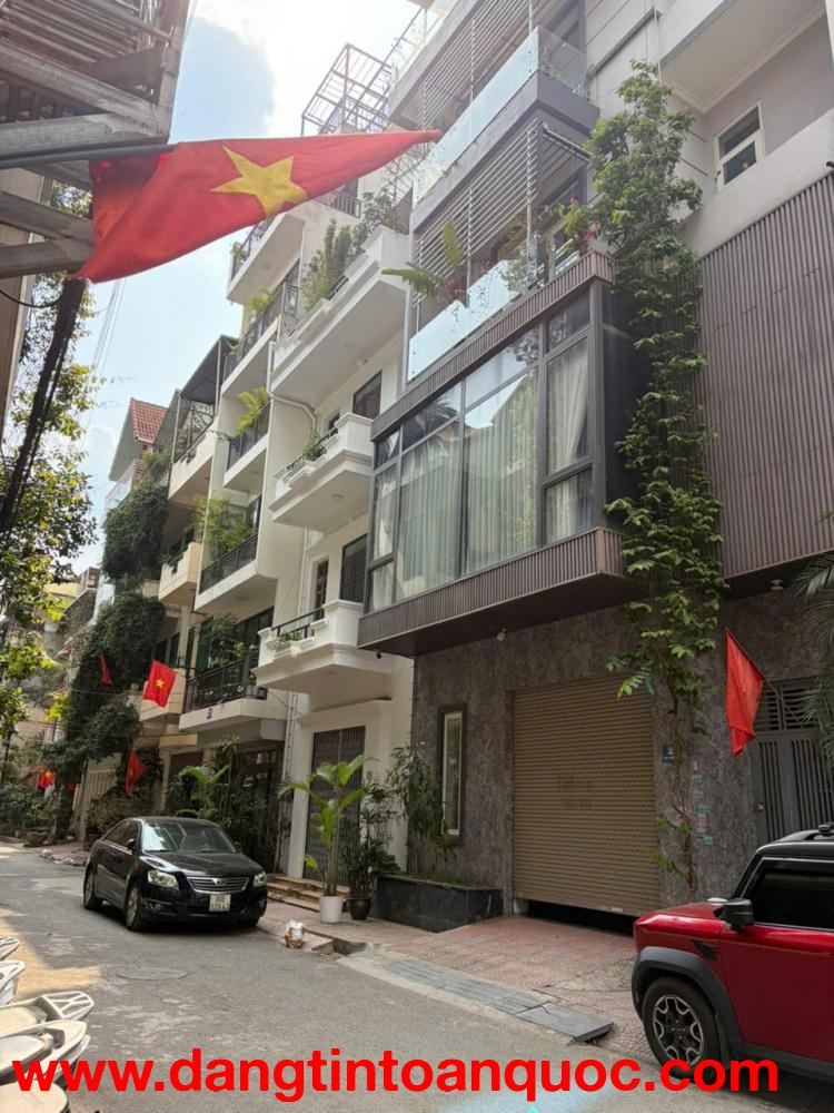 Siêu phẩm, bán nhà phân lô Lạc Long Quân, ô tô vào nhà, 6 tầng thang máy 30 tỷ