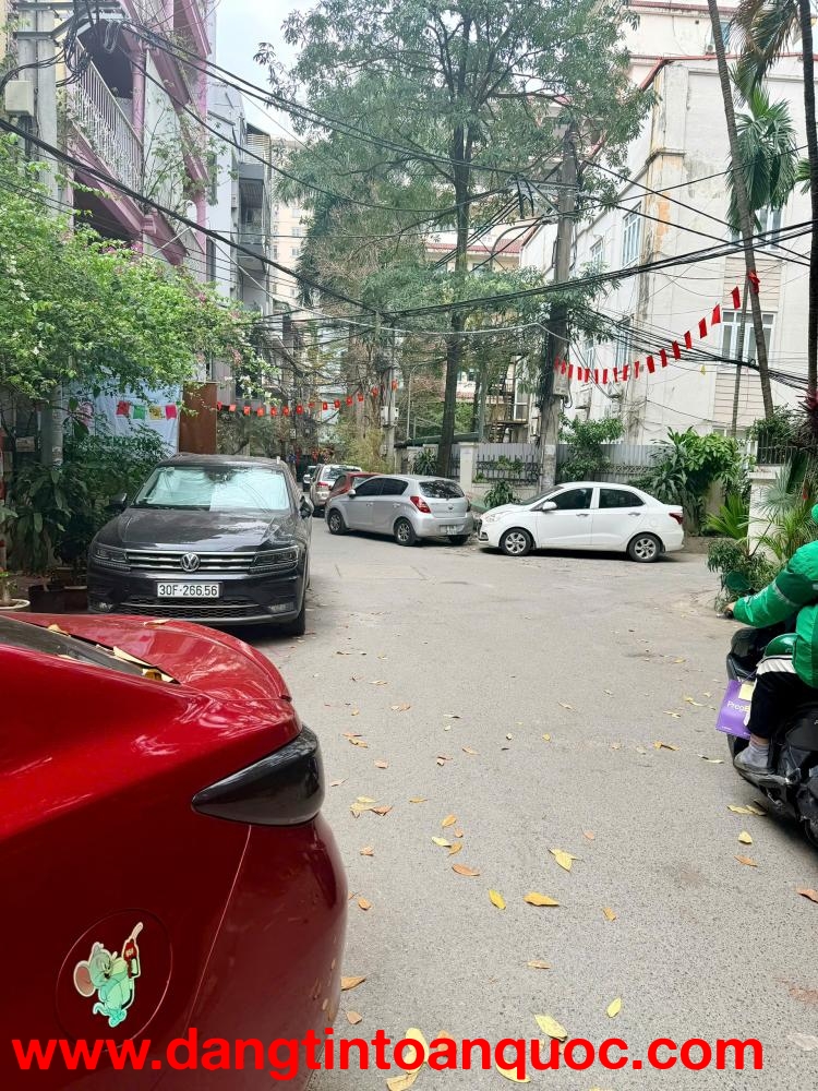 BÁN NHÀ VÕNG THỊ 93M 5 TẦNG MẶT TIỀN 5.5M Ô TÔ VÀO NHÀ GIÁ 46 TỶ 0336212066