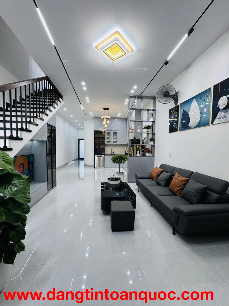 Bán nhà mặt tiền Thiên Phước, P.9 quận Tân Bình (4x15m) nhà 3 lầu